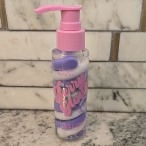 Berry Glowy Vitamin C + Hyaluronic Acid Body & Face Serum